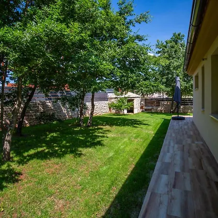 Rezanci Villa Svetvinčenat